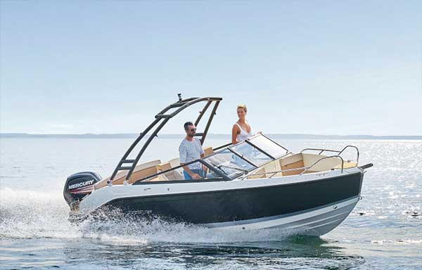 Quicksilver Activ 605-Bowrider