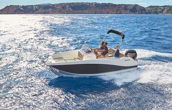 Quicksilver Activ 555 Open