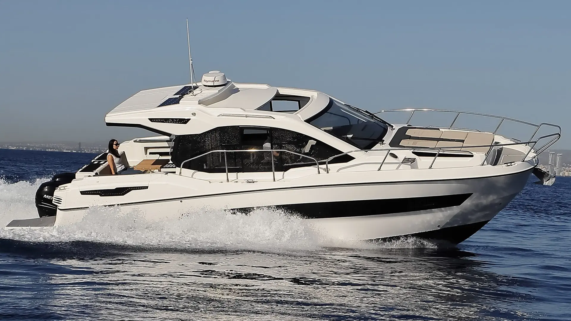 Karnic S37-X jetzt neu bei Bootscenter Keser!